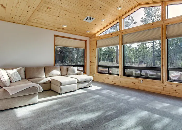 Forest-view Gem In Show Low: Hike, Fish & Golf! *