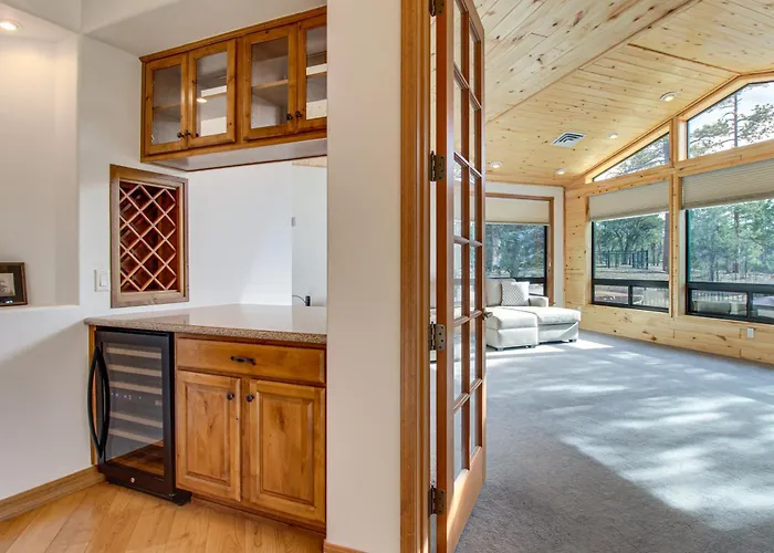 Forest-view Gem In Show Low: Hike, Fish & Golf! Holiday home *